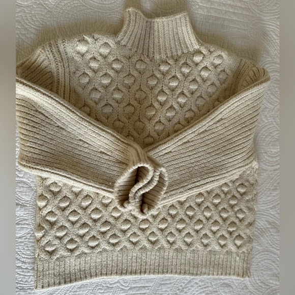 Zara. Basic knit sweater. Size L. - Picture 10 of 13